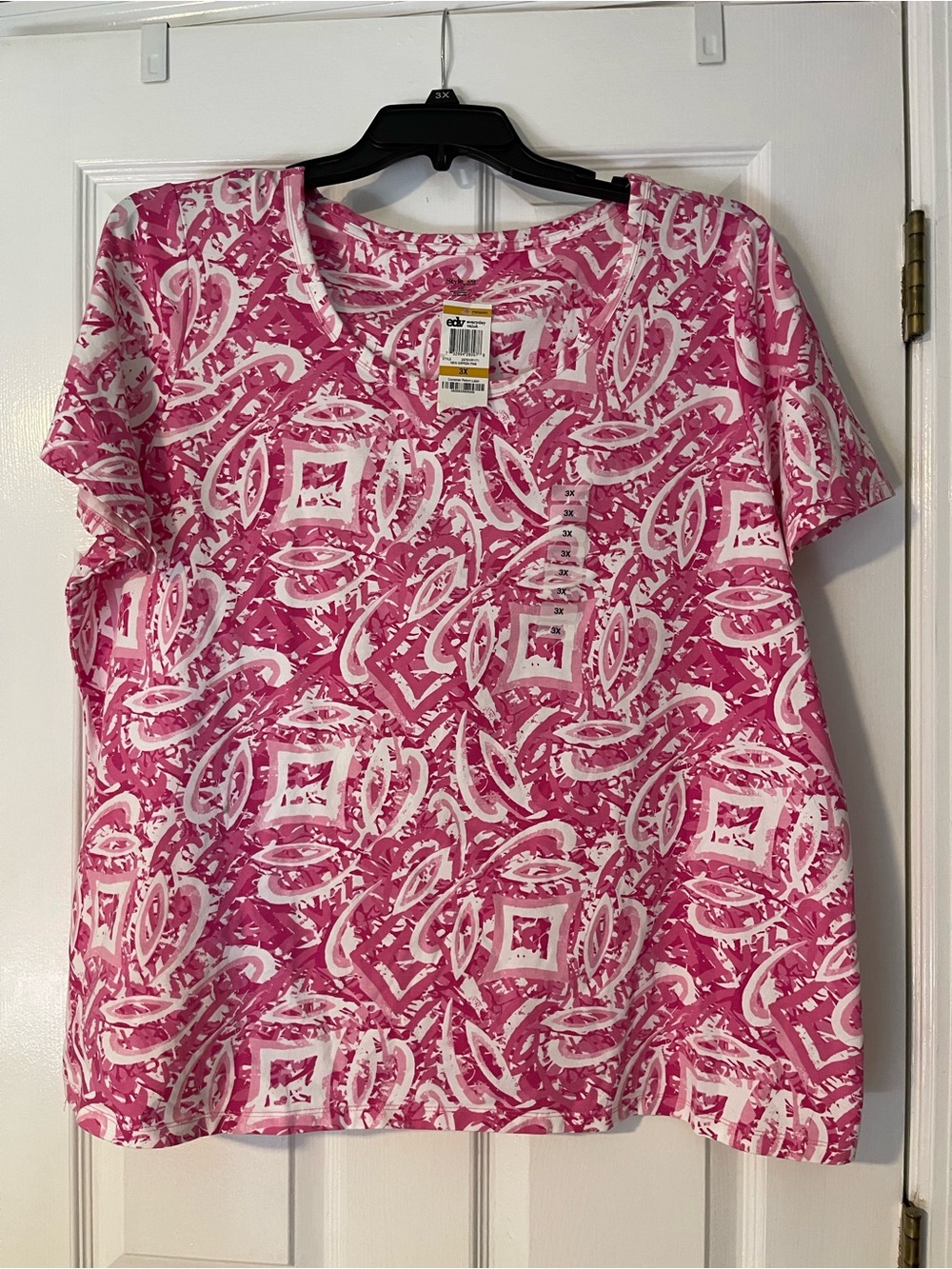 Style & Co Pink and White Short Sleeve Printed Tee